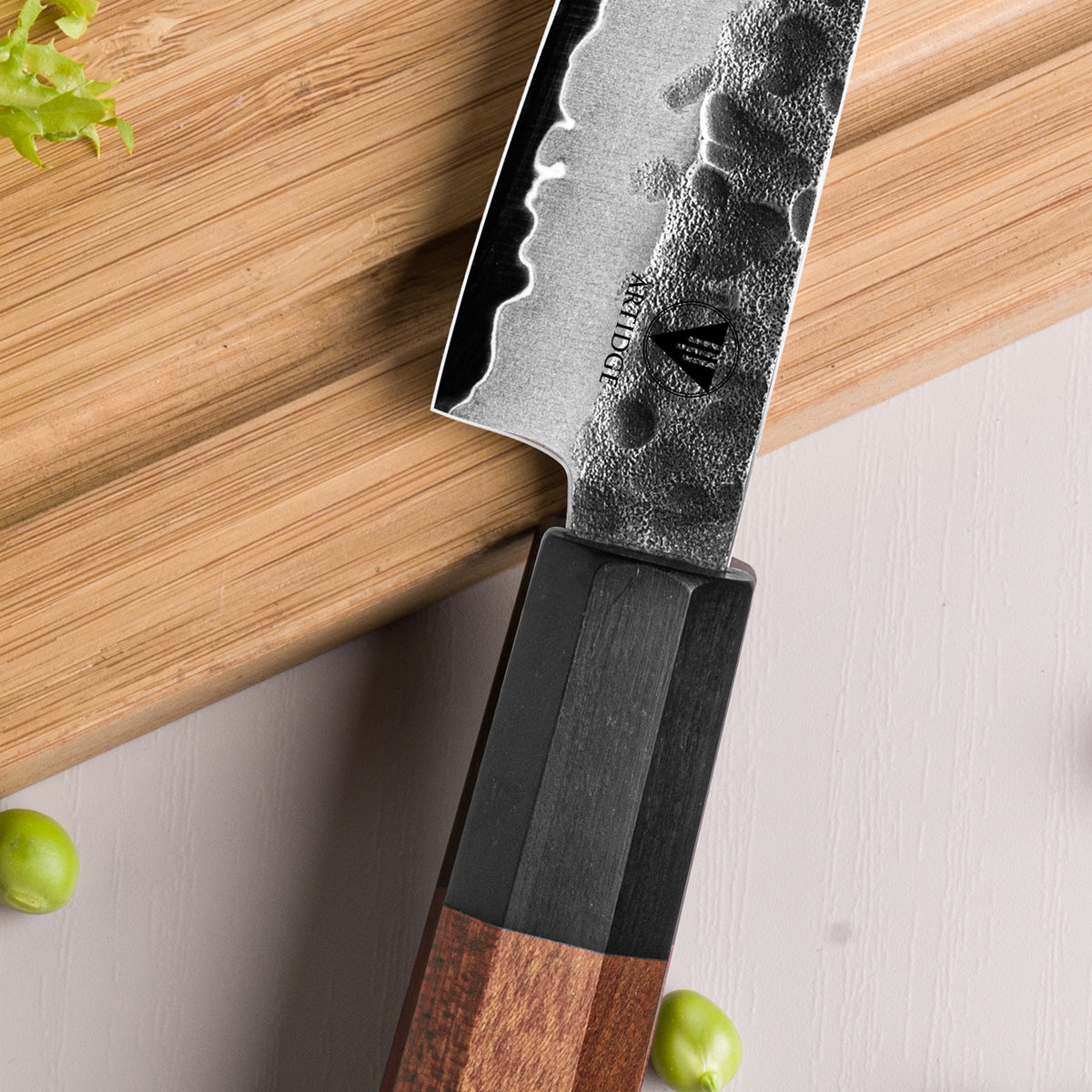 ARTIDGE Professional 6-Piece Knife Set San Mai Steel– 90Cr18Mov High Carbon Steel, HRC60-62, Ebony & Red Sandalwood Handles, Hand-Forged Damascus Hammered Blades - Yin Series